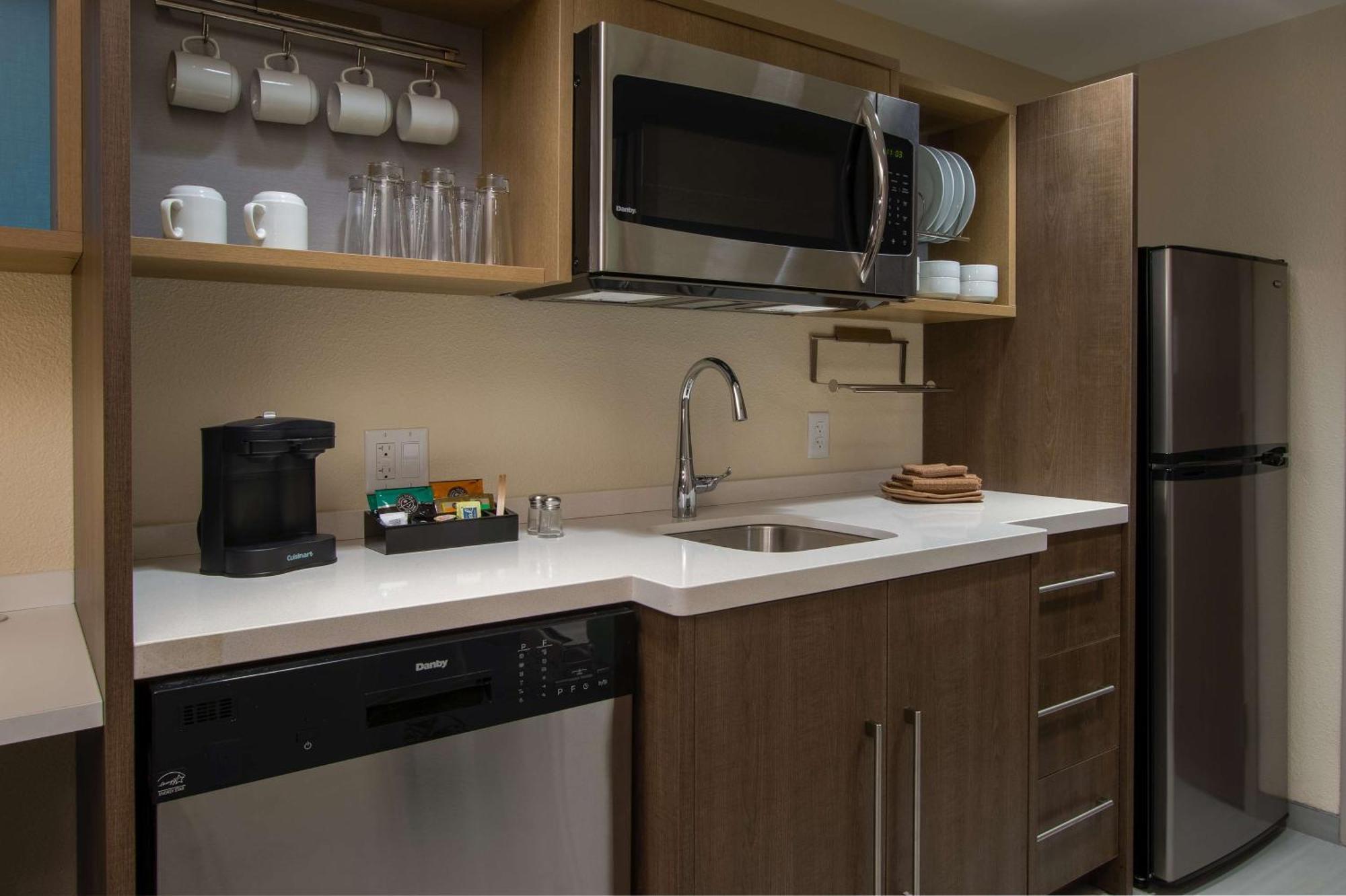 Home2 Suites By Hilton Grove City Columbus Екстер'єр фото