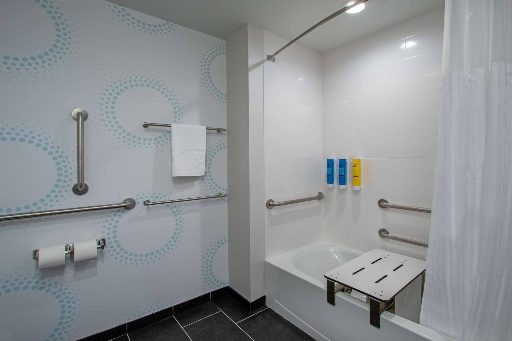 Home2 Suites By Hilton Grove City Columbus Екстер'єр фото