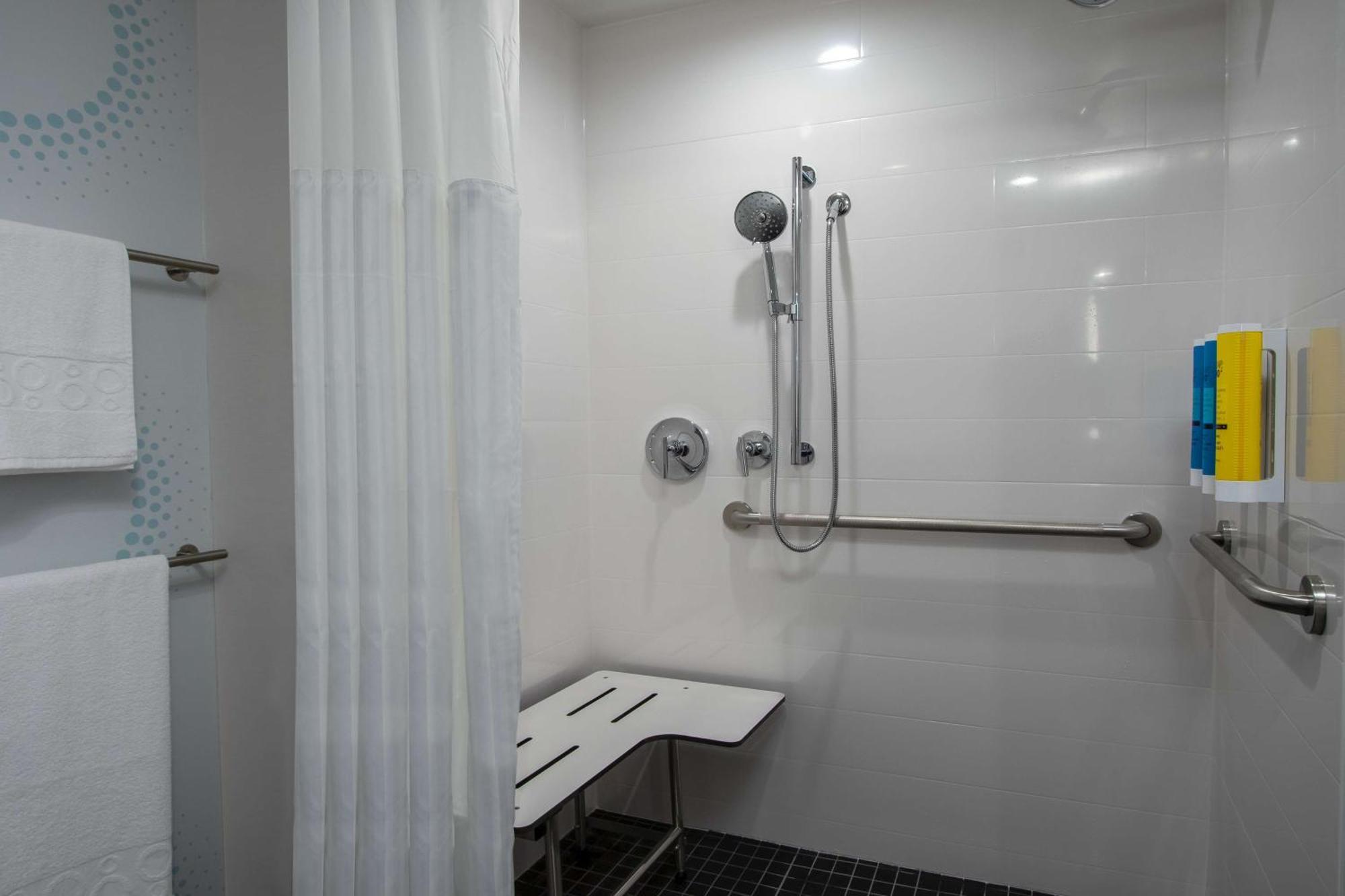 Home2 Suites By Hilton Grove City Columbus Екстер'єр фото